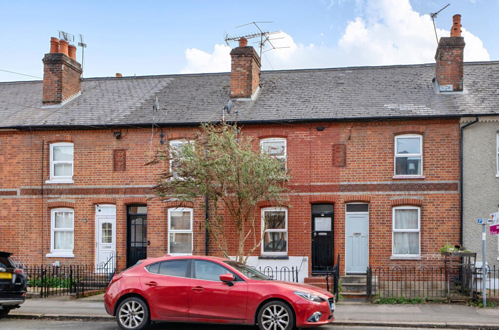 Main image of property: Elgar Road, Reading, Berkshire