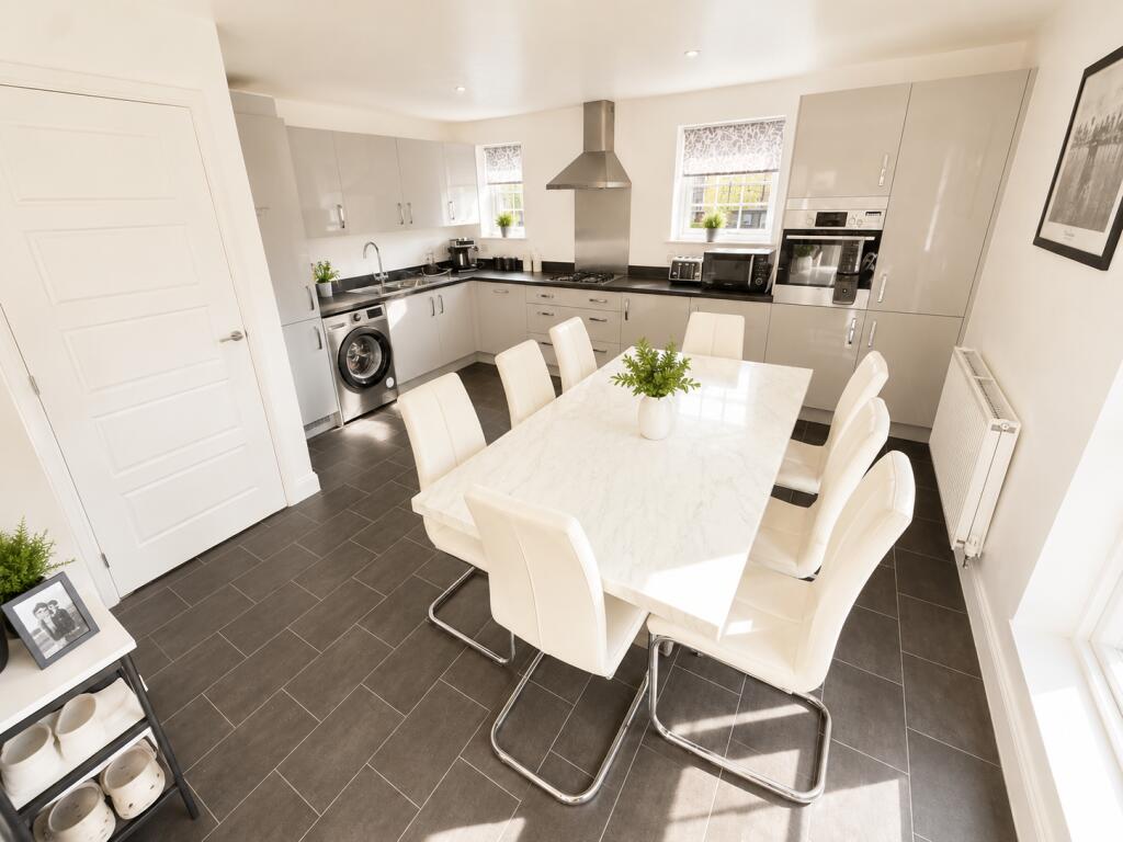 House in Lancaster, Luneside West, Marsh - More