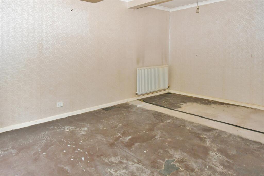 House in Warwick, Sydenham, Royal Leamington Spa - View 4