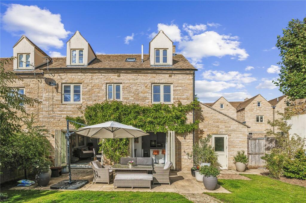 Main image of property: Aubrey Mews, Lower Swell Road, Stow on the Wold, Cheltenham, GL54