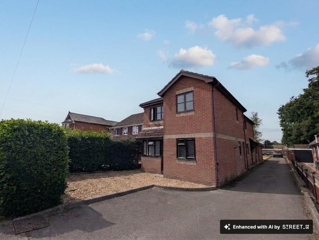 Main image of property: Hill Lane, Southampton, SO15