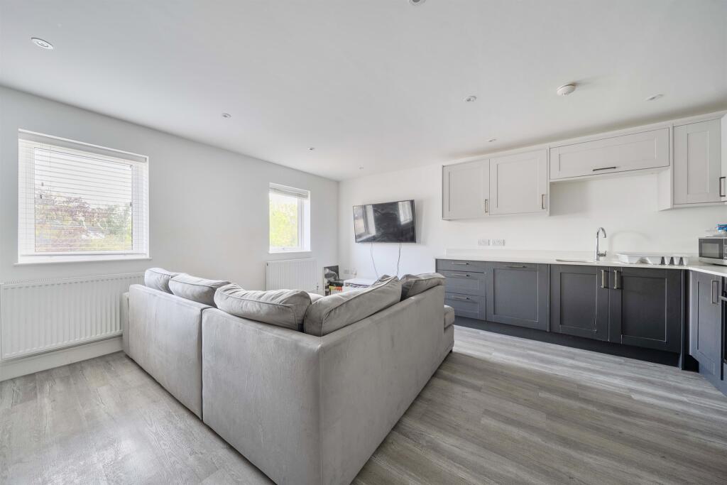 Additional image 5 of Golden Lion Mews, London Colney, St. Albans
