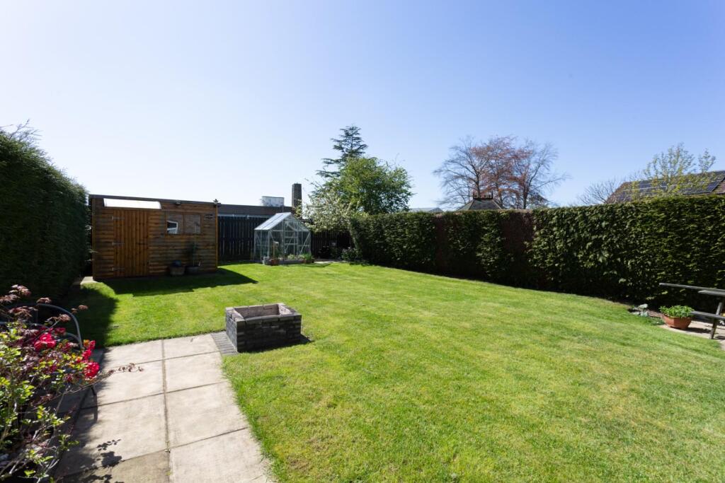 Hambleton Way, Easingwold photo 3