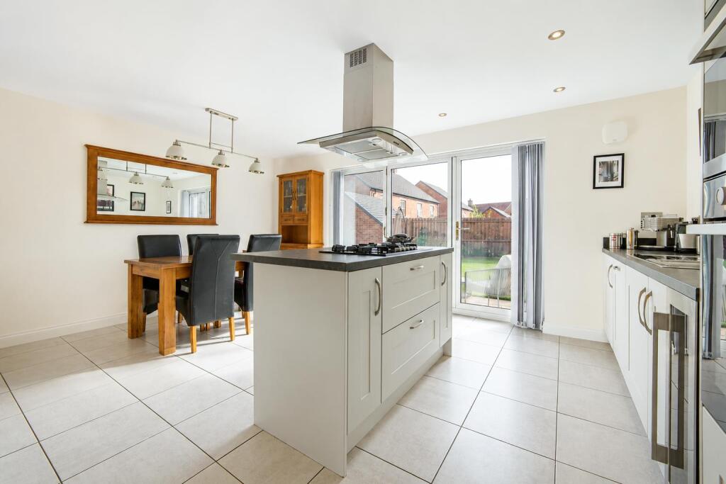 House in Newcastle upon Tyne - View 4