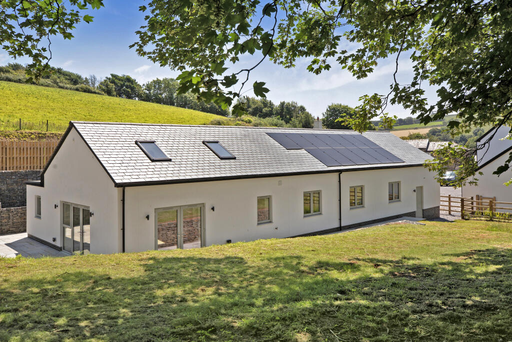 Main image of property: Dunlin, Wakeham Farm, South Milton, Kingsbridge, Devon