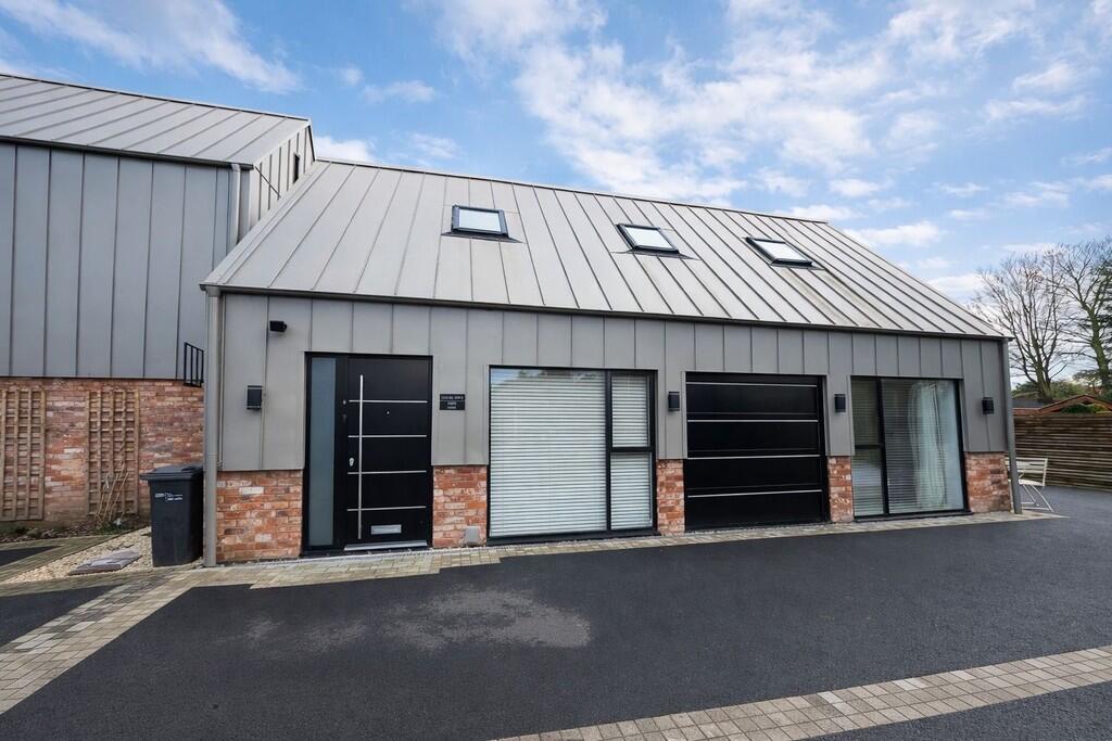 Main image of property: Park Lane, Bonehill