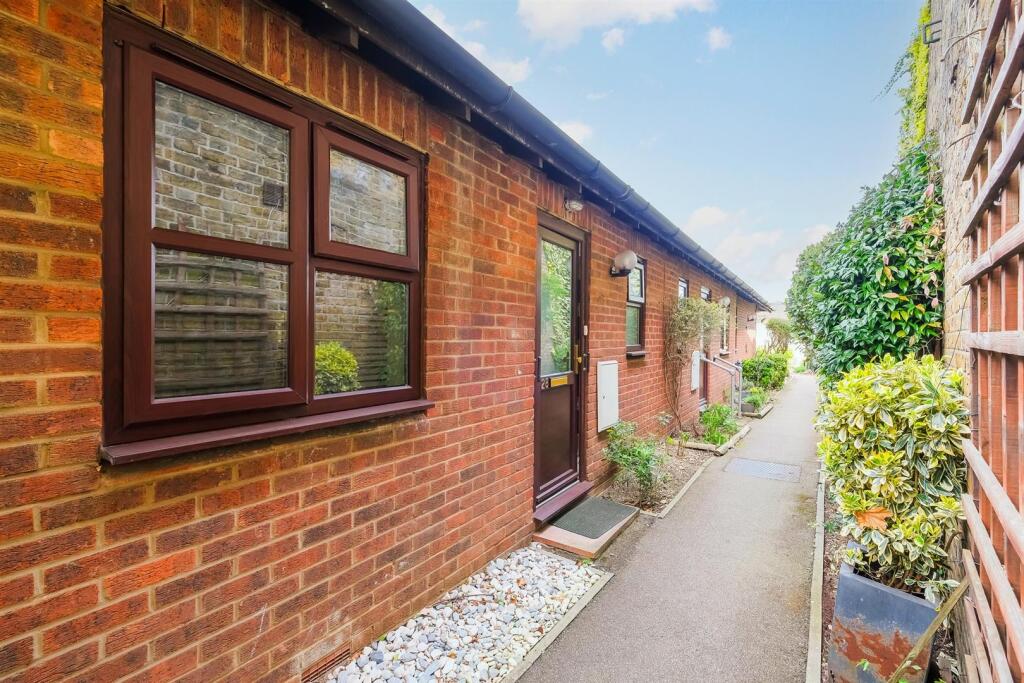 Main image of property: Westleigh Court, Wanstead