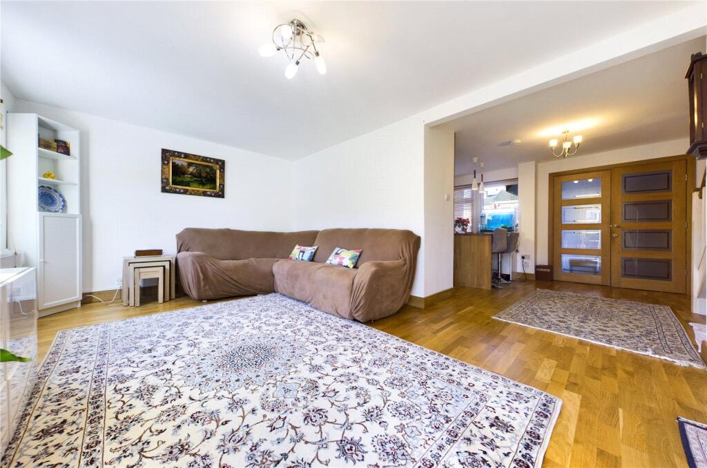House in Reading, Dee Park - View 5