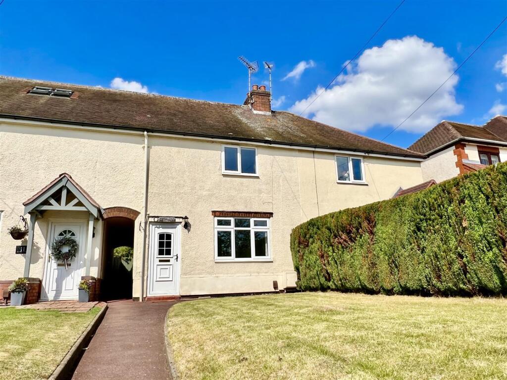 Main image of property: Horsehoe Cottage, Little Tixall Lane, Great Haywood, ST18 0SE