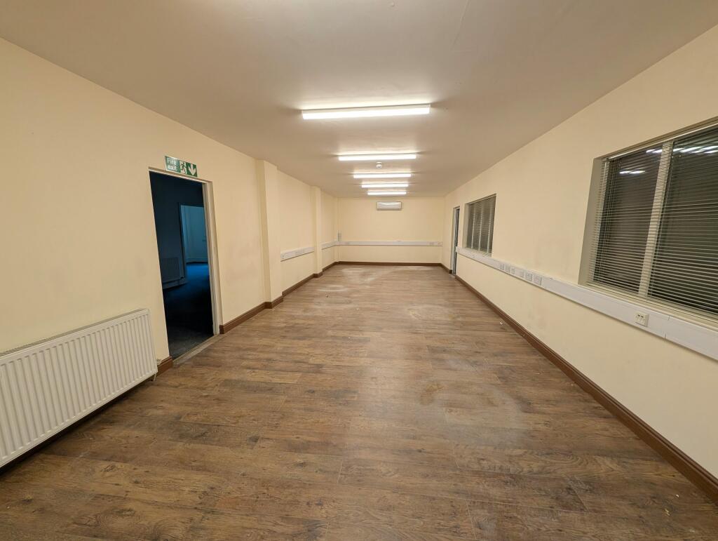 Denham Court Brunel Drive Newark (2).jpg