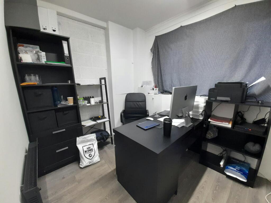office.jpg