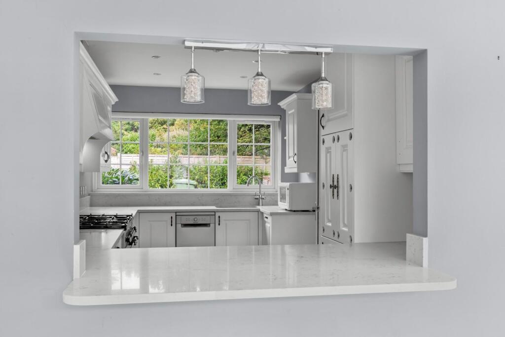 House in Hemel Hempstead, Amersham - View 4