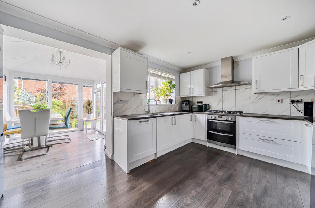 Arlington Road, Walton Cardiff, Tewkesbury - View 5