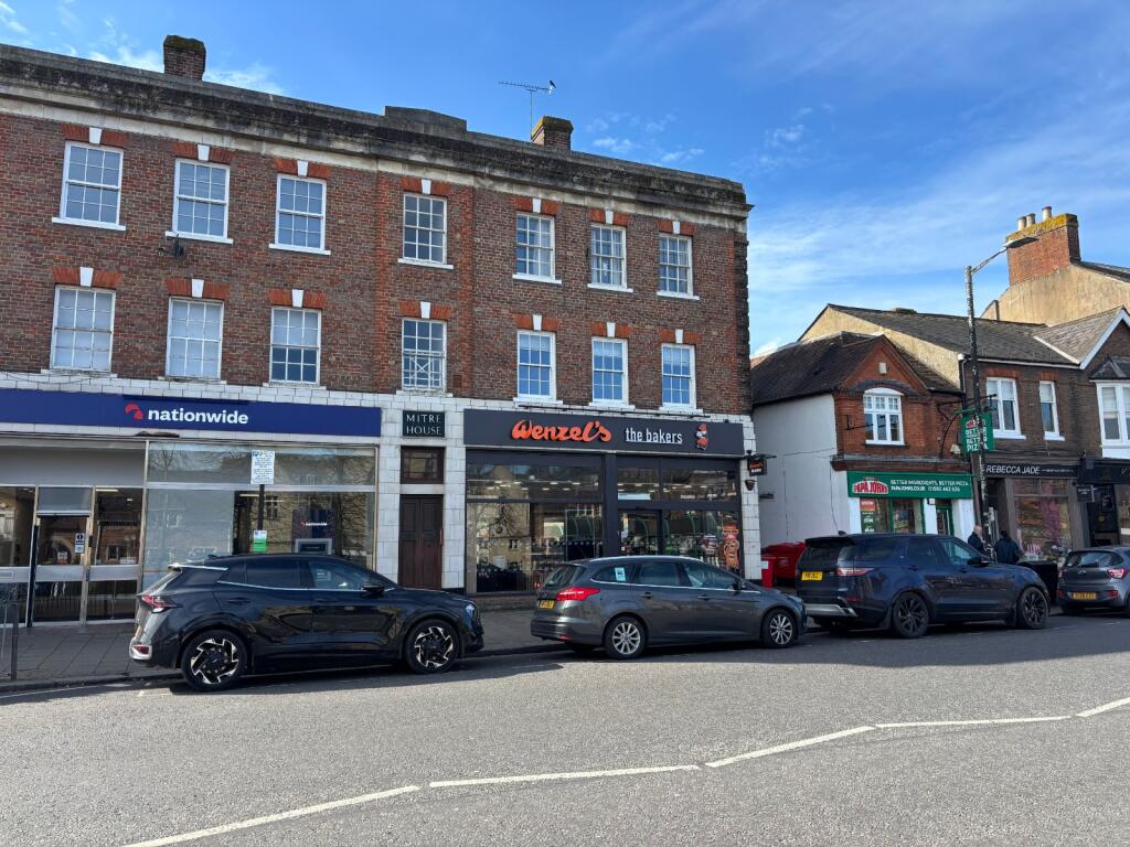 Main image of property: High Street, Harpenden, AL5