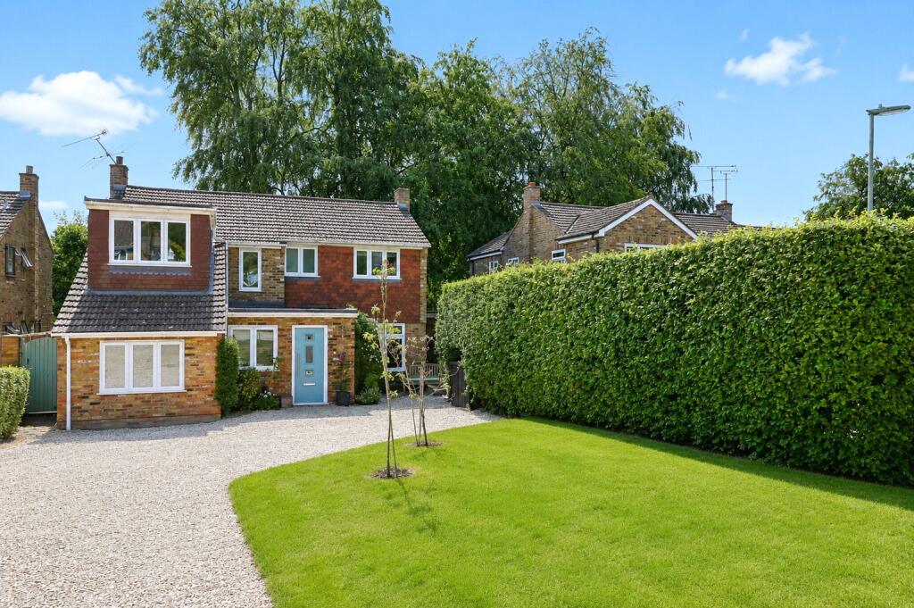 Main image of property: Knoll Road, Fleet, Hampshire, GU51