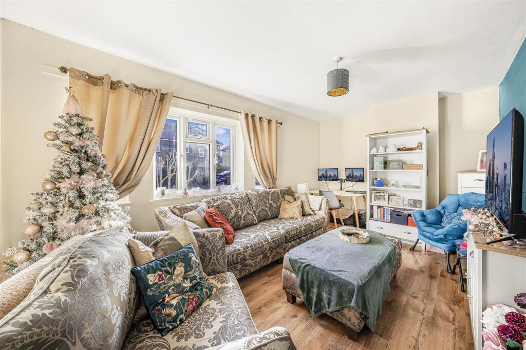 House in London, Becontree - View 2