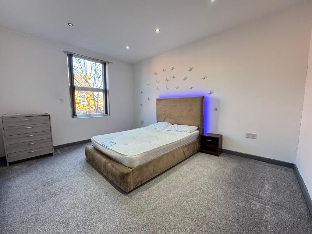 Main image of property: 3 Sefton Terrace, LS11 6LY