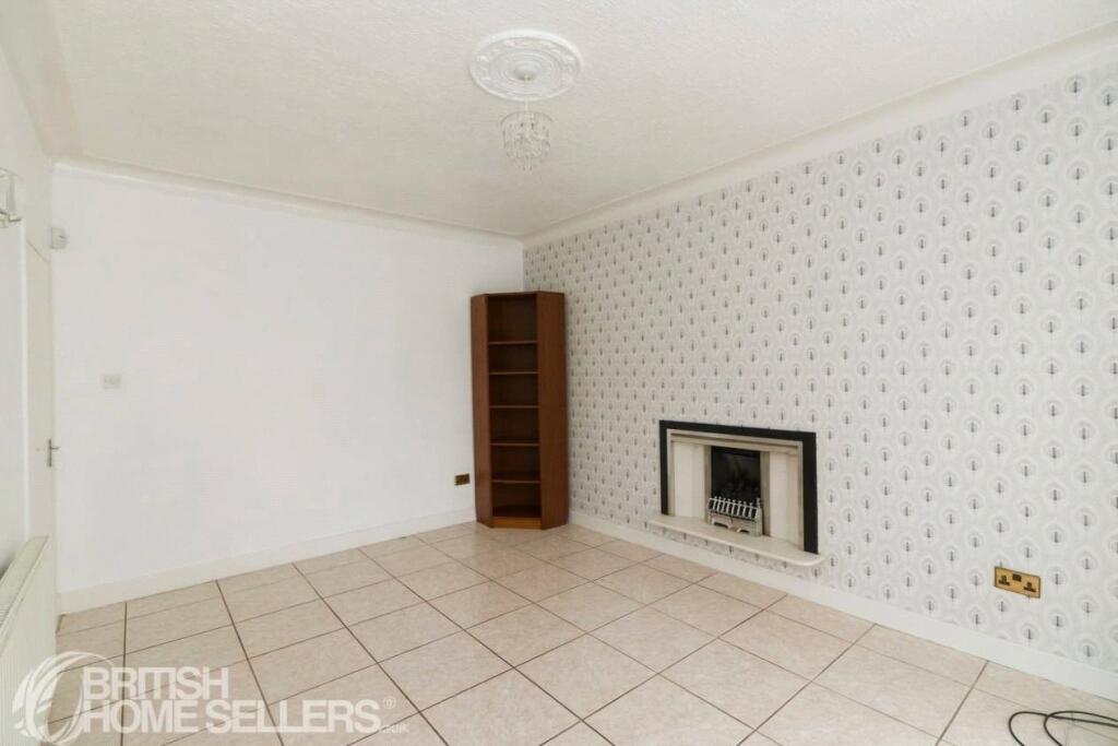 House in Sefton, Liverpool City Region - View 5