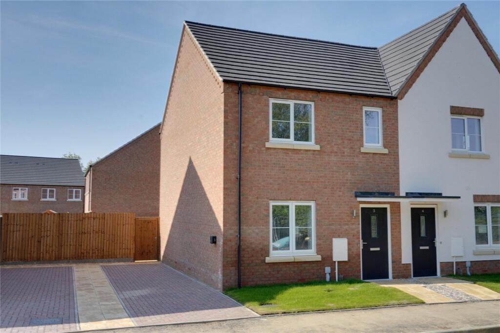2-bed semi-detached on Nightall Way, Littleport, Ely, Cambridgeshire, CB6, £106,000