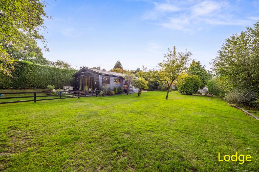 House in Tonbridge - View 5