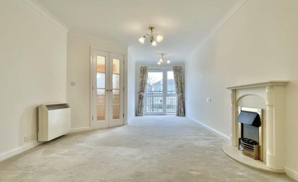 Apartment in Dorchester - View 4