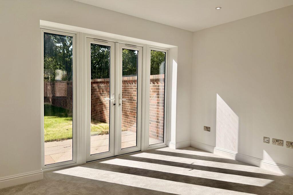 House in Portsmouth - View 5