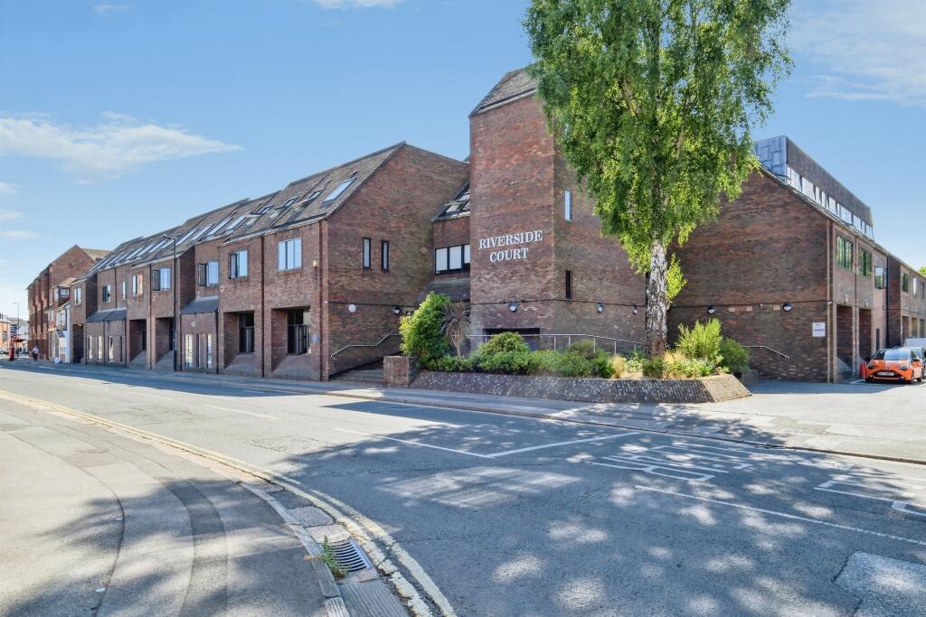 Apartment in Salisbury