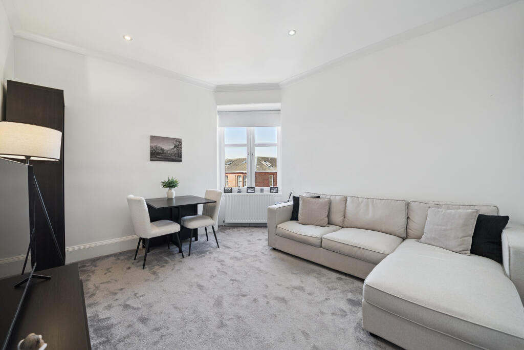 Apartment in Glasgow, Argyll and Bute - View 3