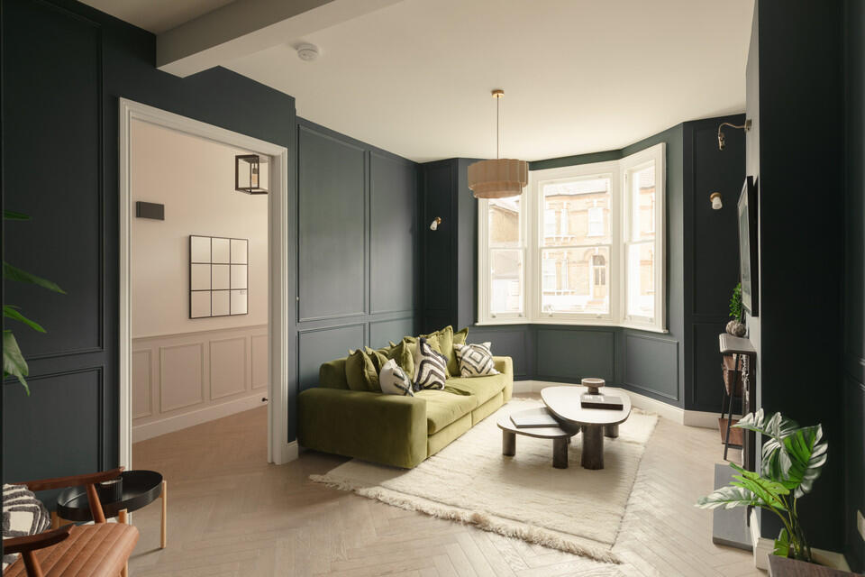 House in London - View 5