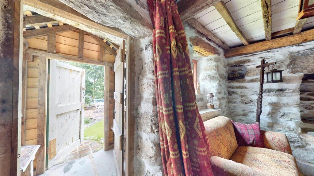Cwmyglyn, Bala, LL23 - View 4