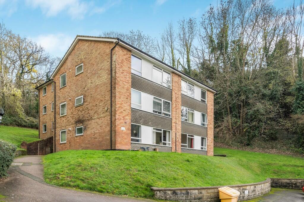 Main image of property: Whyteleafe, Surrey
