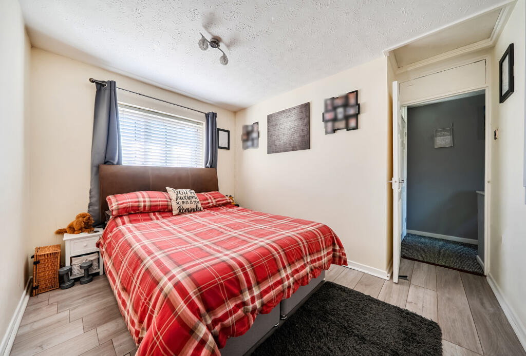 House in West Oxfordshire, Witney - More