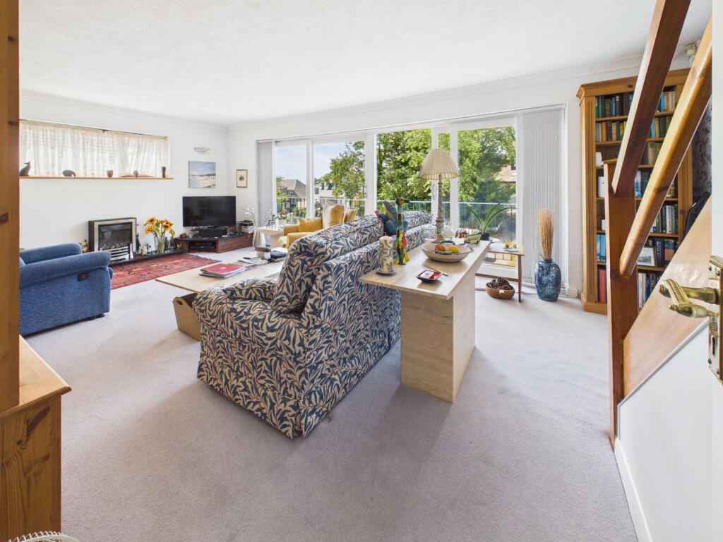 House in Adur, West Sussex - View 6