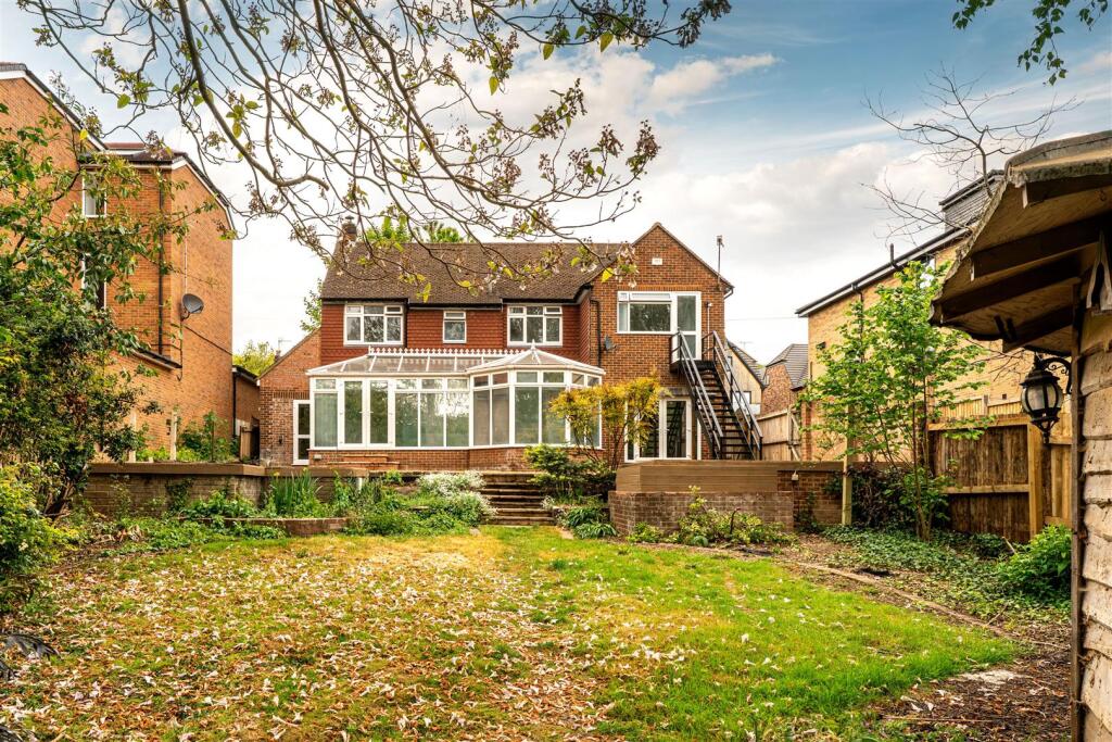 Main image of property: West Wycombe Road, High Wycombe