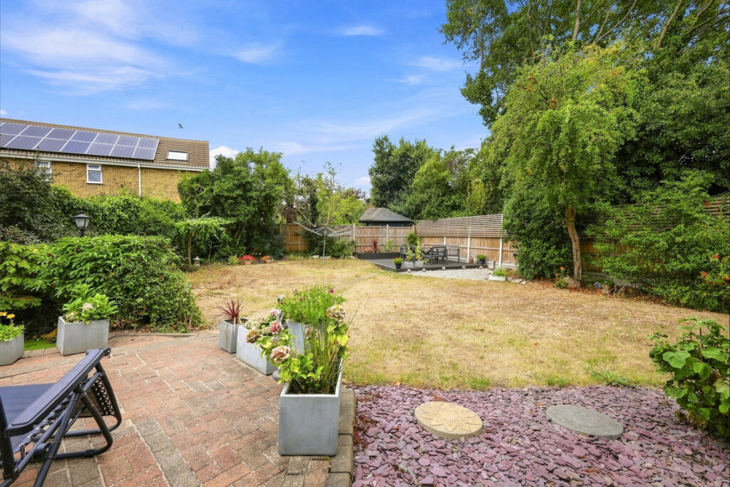 House in Southend-on-Sea - View 4