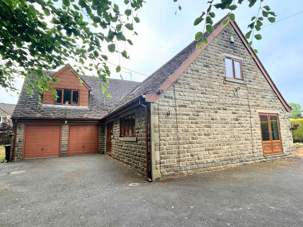 4-bed detached on 159 Laund Road, Salendine Nook, HD3 3TZ, £500,000