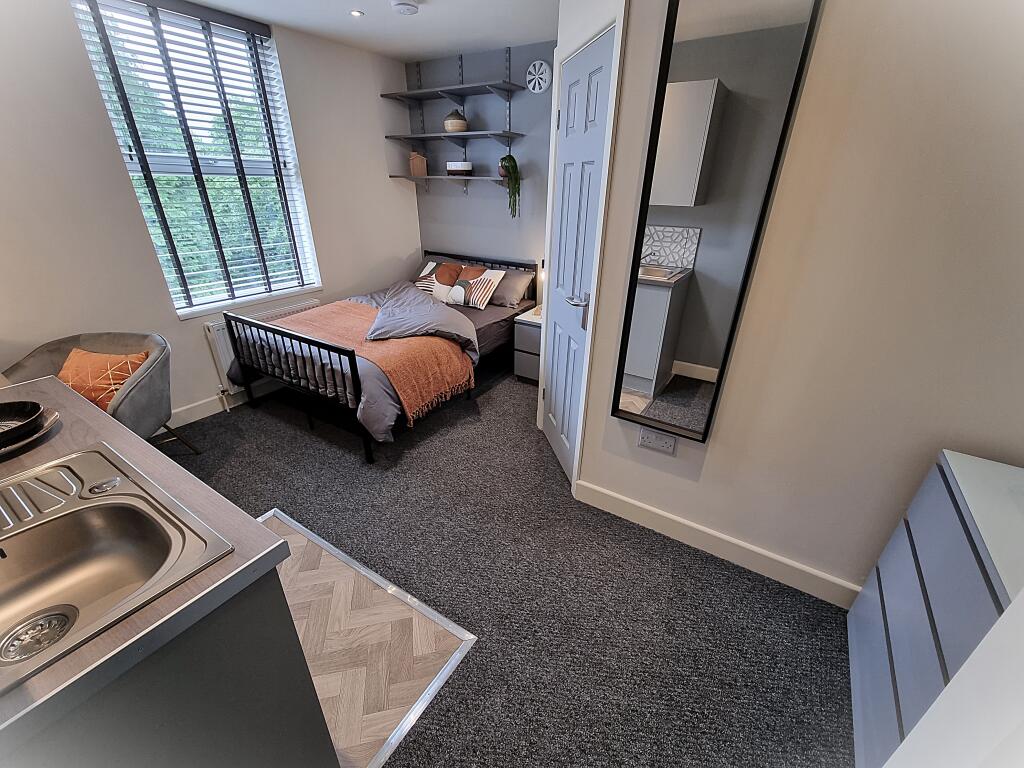 Apartment in Lincoln - View 4