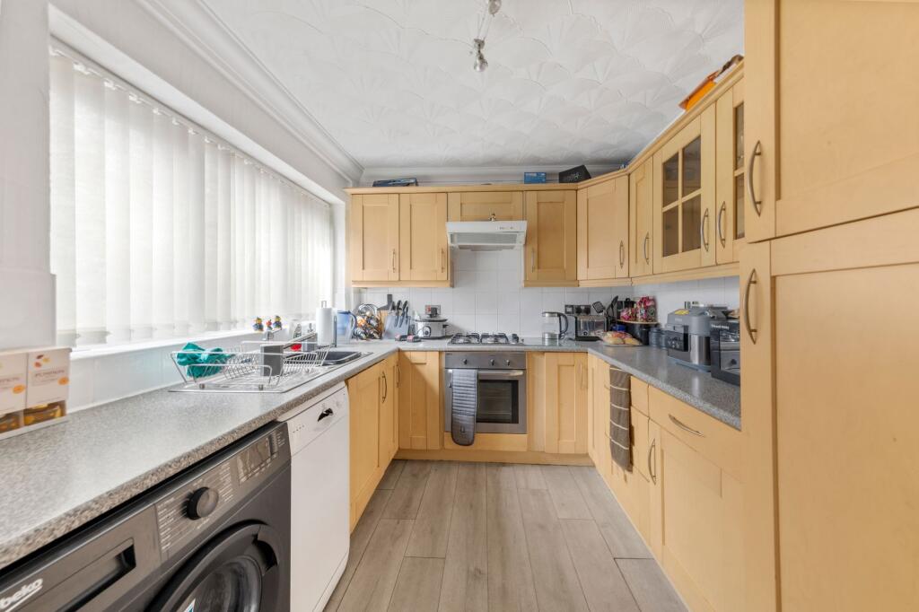 House in Leigh, Bedford - View 4