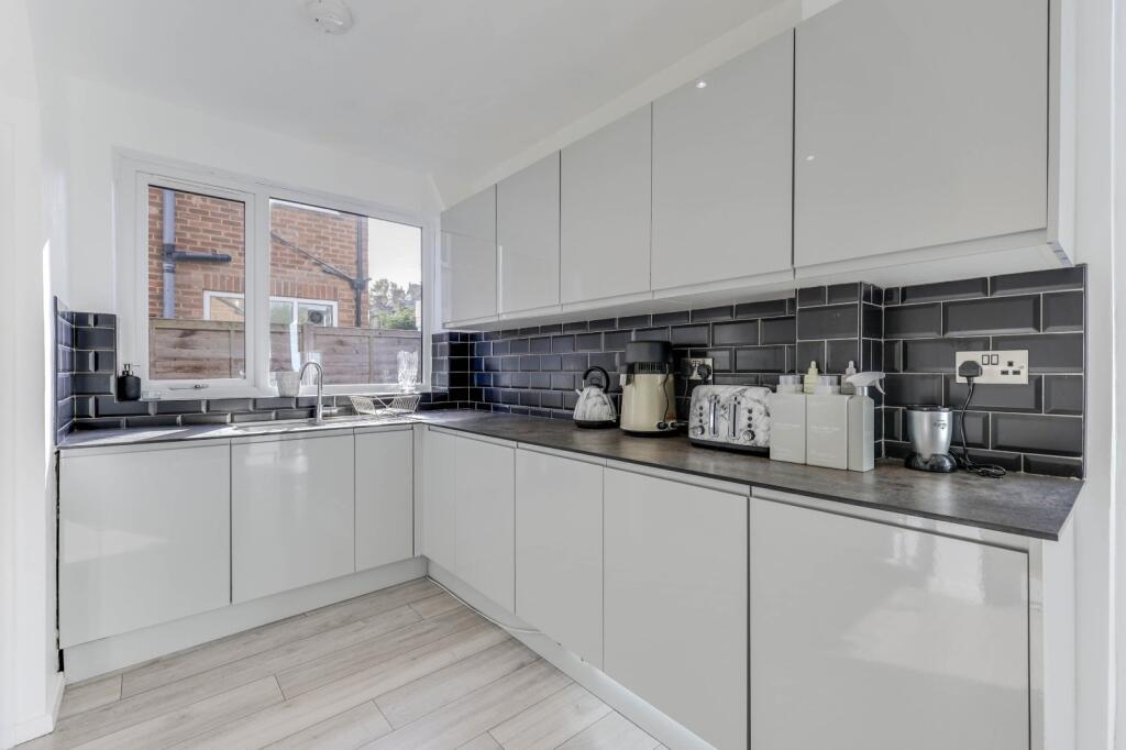 House in Pudsey, Stanningley - View 4