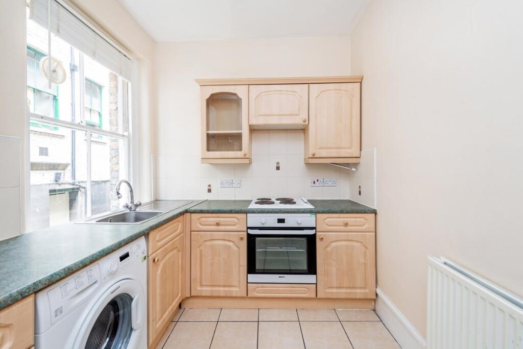 Apartment in London, West Kensington - More
