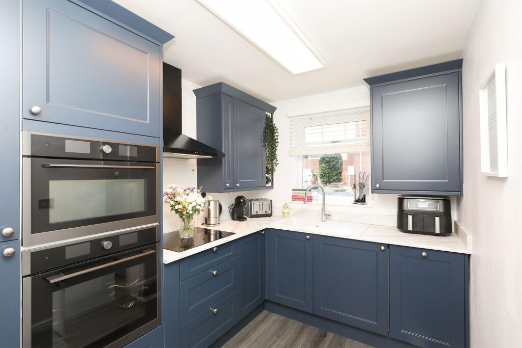 Juniper Close, Hollingwood, S43 photo 3