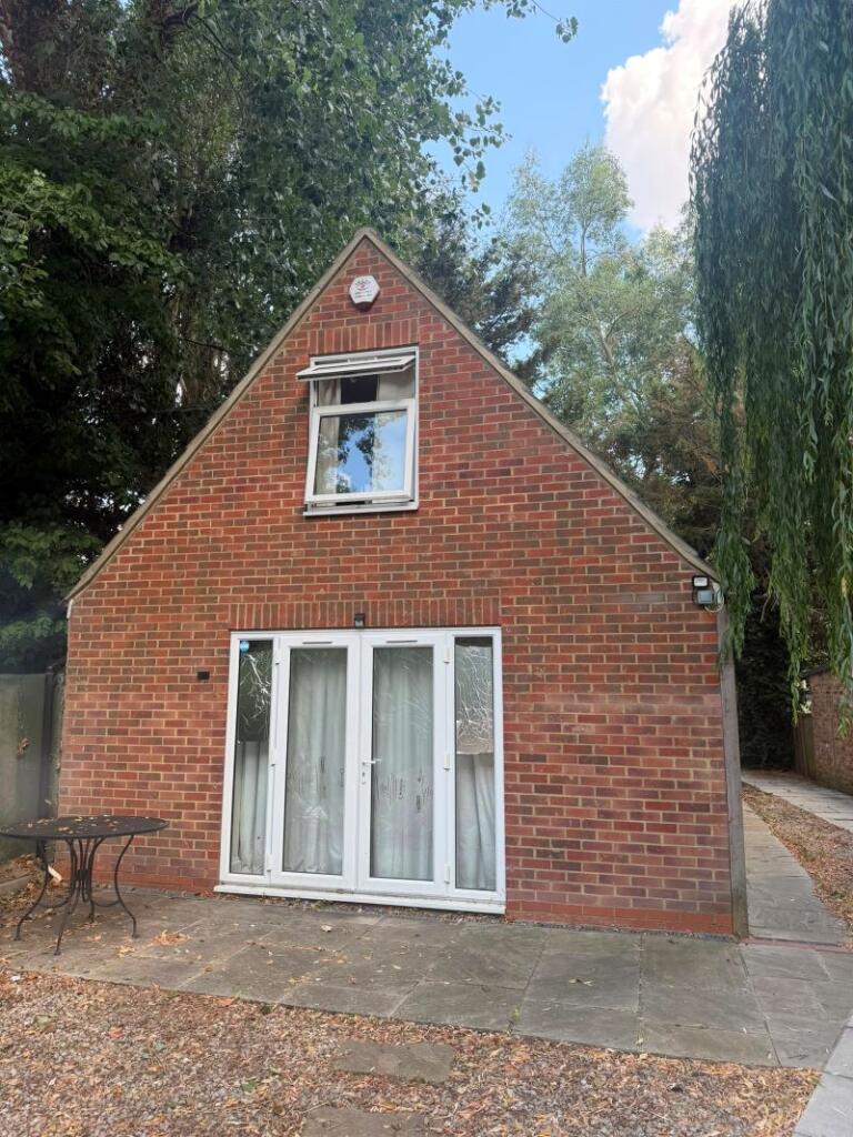 House in London - View 5