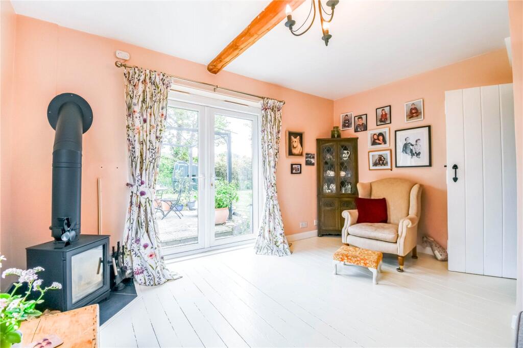 Westbury Road, Little Cheverell, Devizes, Wiltshire, SN10 photo 4