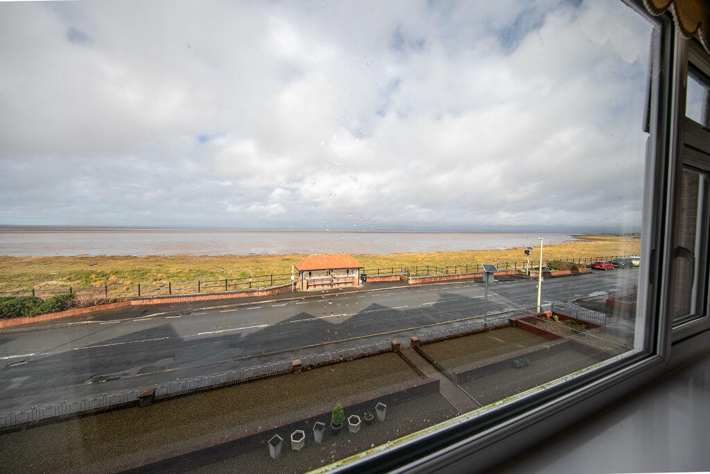 No. 6, Ocean Court, The Esplanade, Knott End-on-Sea. photo 3