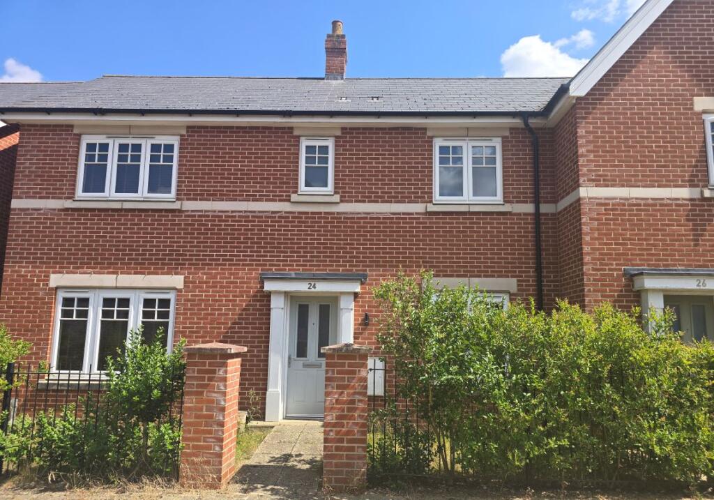 Main image of property: 24 Cordelia Drive, Colchester, Essex, CO4 6AE