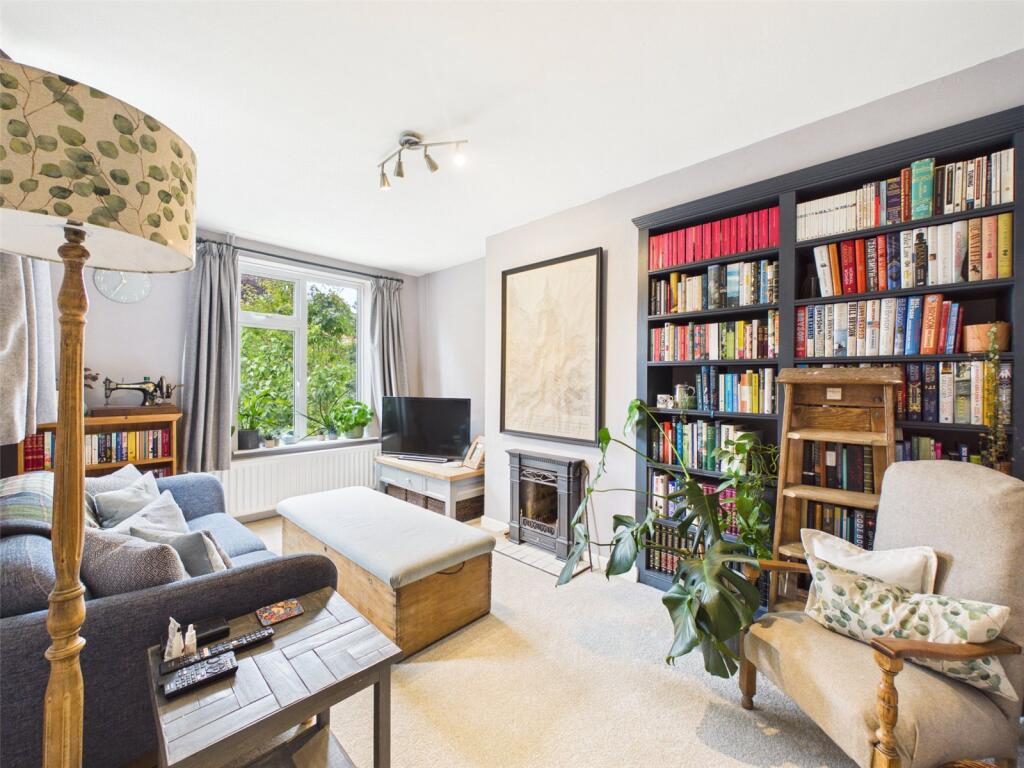 House in Cheltenham, Hatherley, St Mark's - View 2