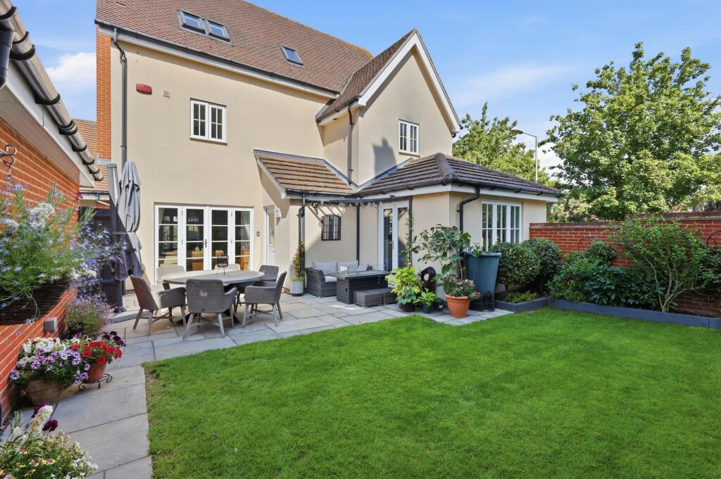 House in Chelmsford, Great Baddow - View 4