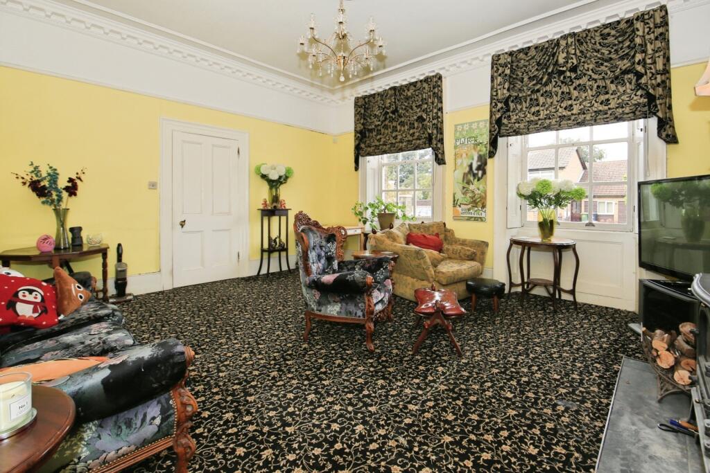 House in Fenland, Whittlesey - More