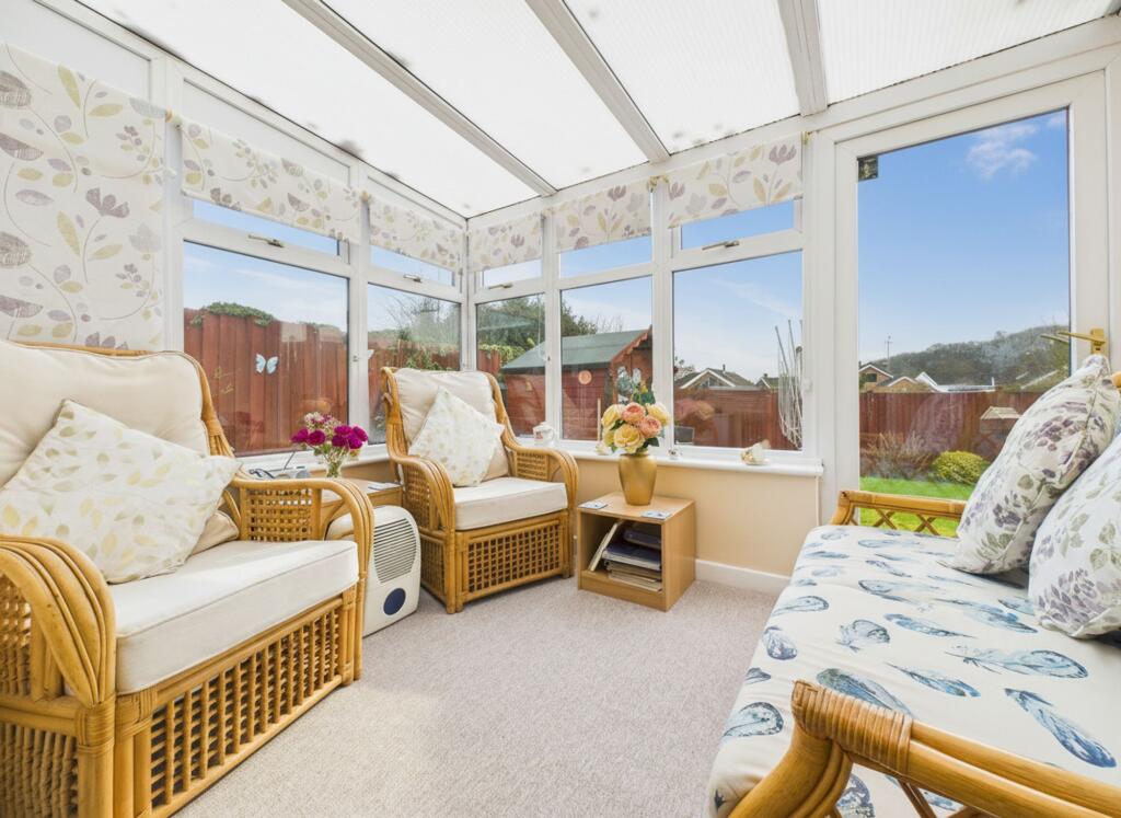 Gorse Close, Calverton, Nottingham photo 3