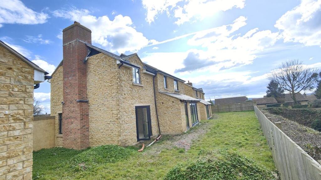 Site adjacent to Quarr Lane Park Bristol Road Sherborne photo 2